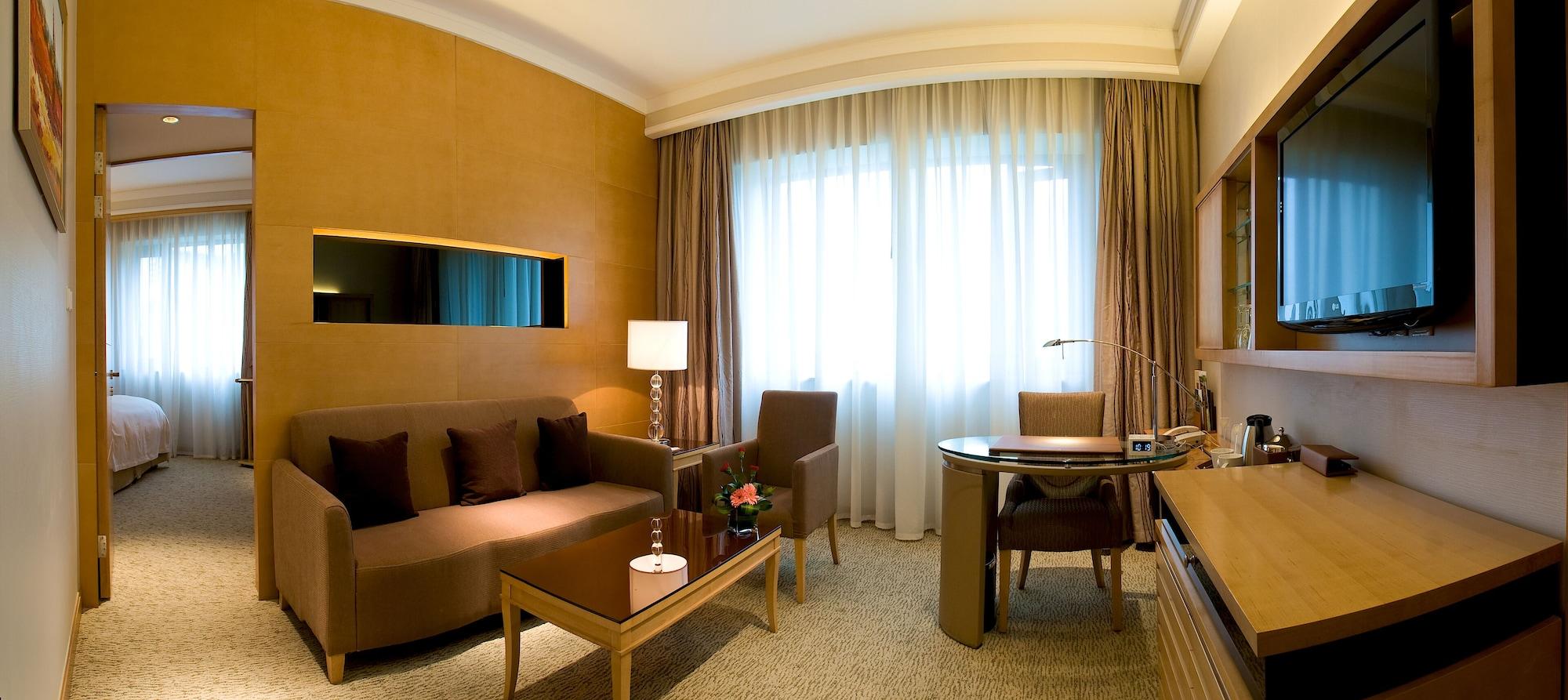 Millennium Hotel Chengdu - Close To Wuhou Shrine And Chengdu South Railway Station,Fluent English Service Exterior photo